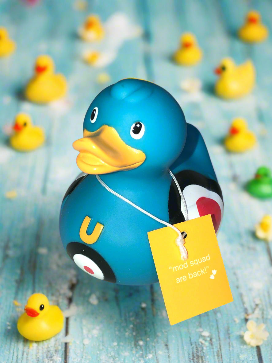 BUD Luxury "Mod Duck" Rare 2004 vintage rubber ducky