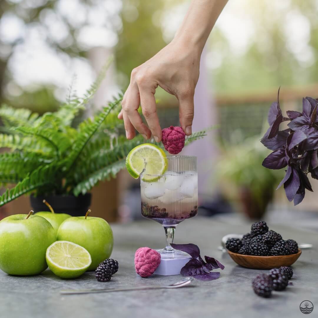 Blackberry, Green Apple & Vanilla Flavoured Drink Bomb