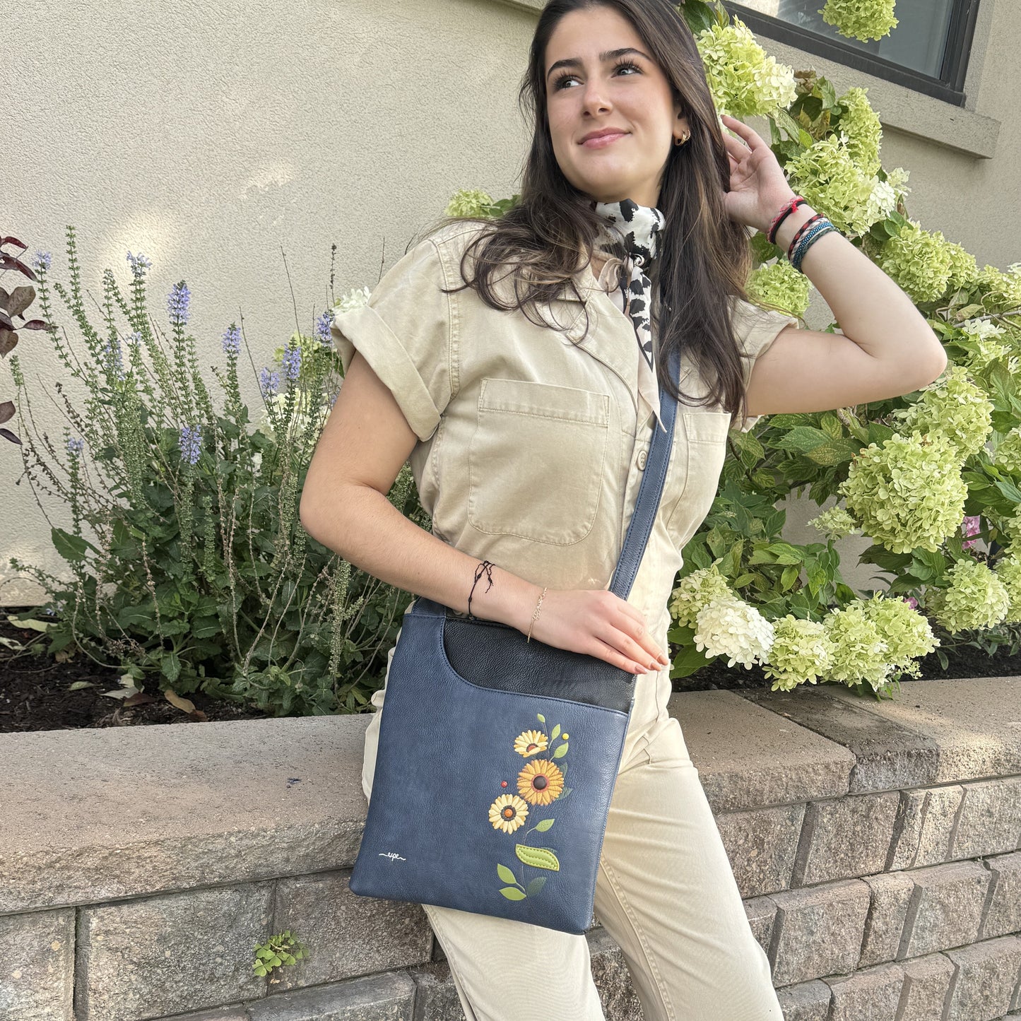 Espe Joyful Crossbody Bag