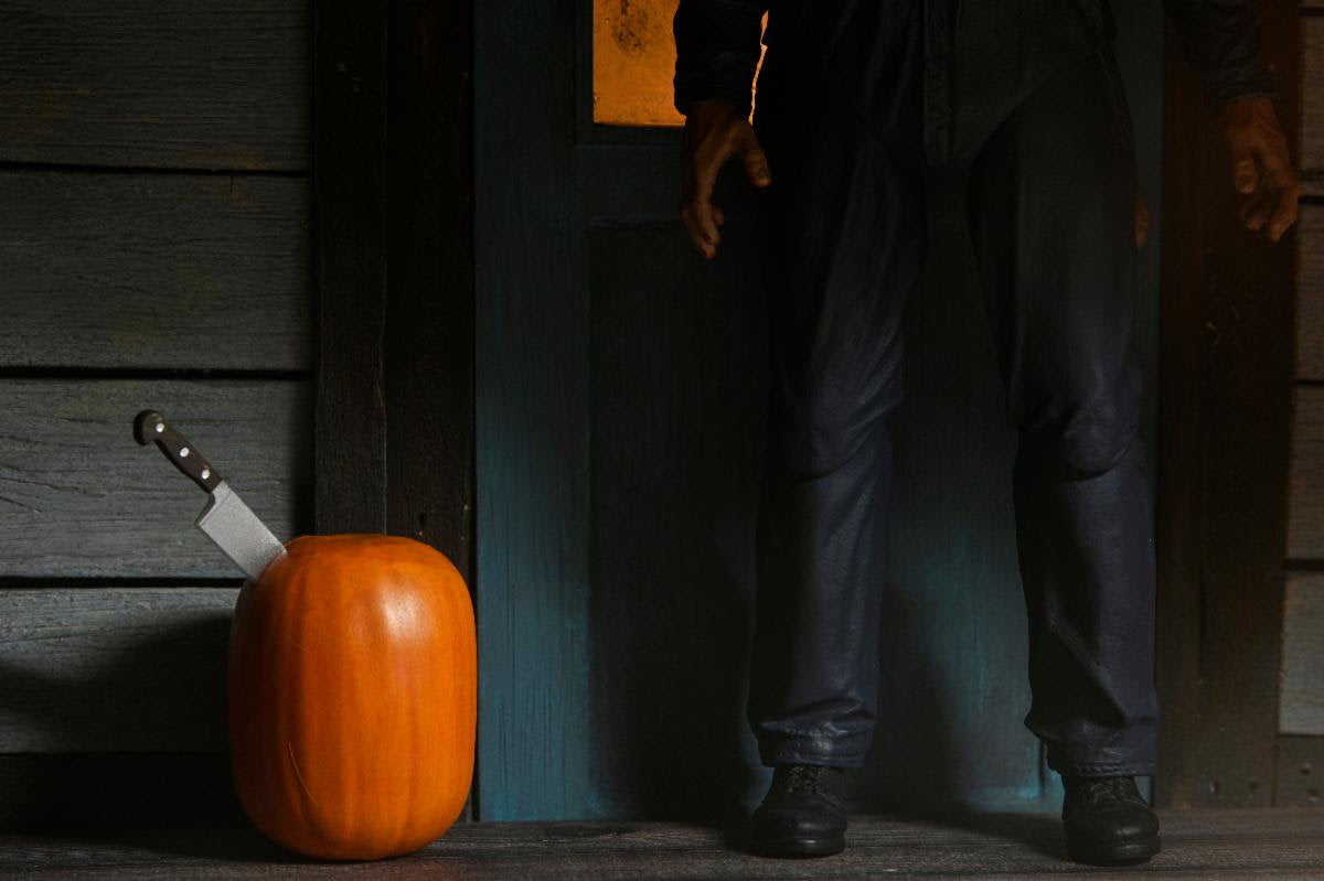 Halloween H2O - 7" Scale Action Figure - Ultimate Michael Myers (Preorder Q4 2025)